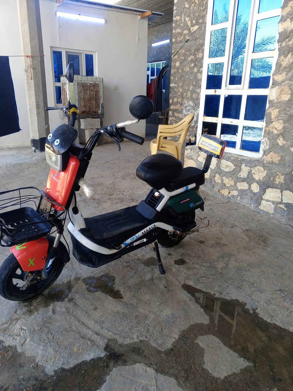 السلام عليكم عندي دراجه شحن حجم 14 نوعيه الماسه 4بطاريات  ملف 500w وبطاريات جدد صار شهر ونص من شديتهن سويج +بصمتين + البايدار موجودات انطيهن هديه  ويه الدراجه كله شغال كهربائيات فول نضافه يمشي الشحنه الوحده 40كيلو متر الى45 العنوان الرمادي جويبه مدخل النساف السعر 225 بي مجال للطيبين رقم الهاتف ***********
