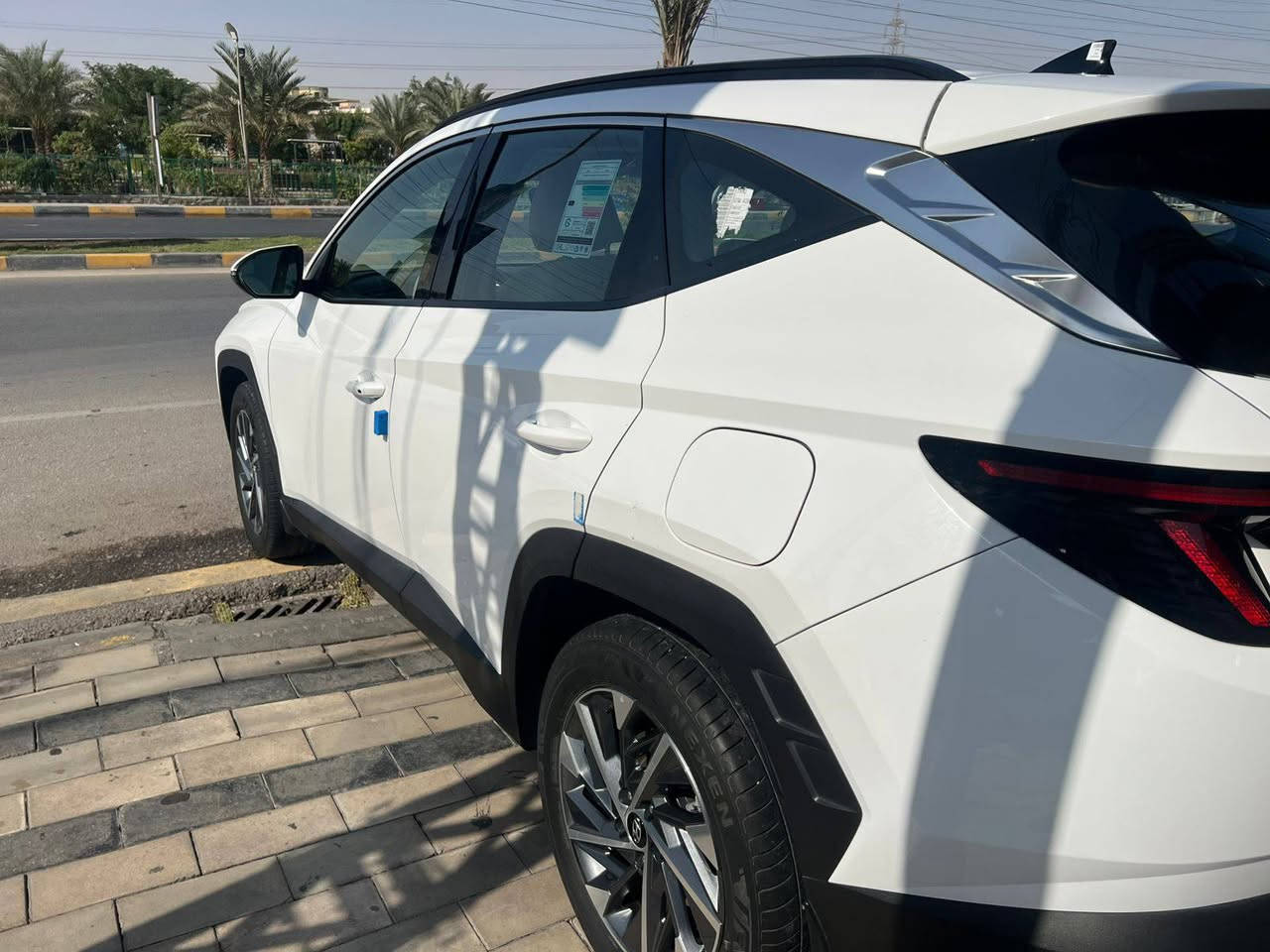 سلام عليكم 
توكسان  موديل ٢٠٢٤
فول ما عدة التنته 
ماشيه ٣٠
أخت الزيرو كفاله عامه شركه  خليجي

بصمه تشغيل  
بصمه أبواب  عدد ٢ دخول ذكي
تشغيل عن بعد  
شاشه جدتل
لايت زنون 
لايت يصعد وينزل
لد متصل الخلفي 
شاحن لاسلكي 
تثبيت سرعا 
تحكم استيرن
مري شفط 
اشاير بل مري 
مانع نزلاق 
كأمره خلفيه دواره  ٣٦٠ 
٤وضعيات قياده 
بردات خلفيه 
مكينه ٢٠٠٠دوش المرقوب 
كراسي كهربا عدد ٢ 
ترحيب عن اقتراب السياره 
سايد بريك كهربا 
تحويل ثانيوم 

السعر ٢٣٢ وبية مجال 
عنوان النجف مركز المدينه 
هاتف ***********
