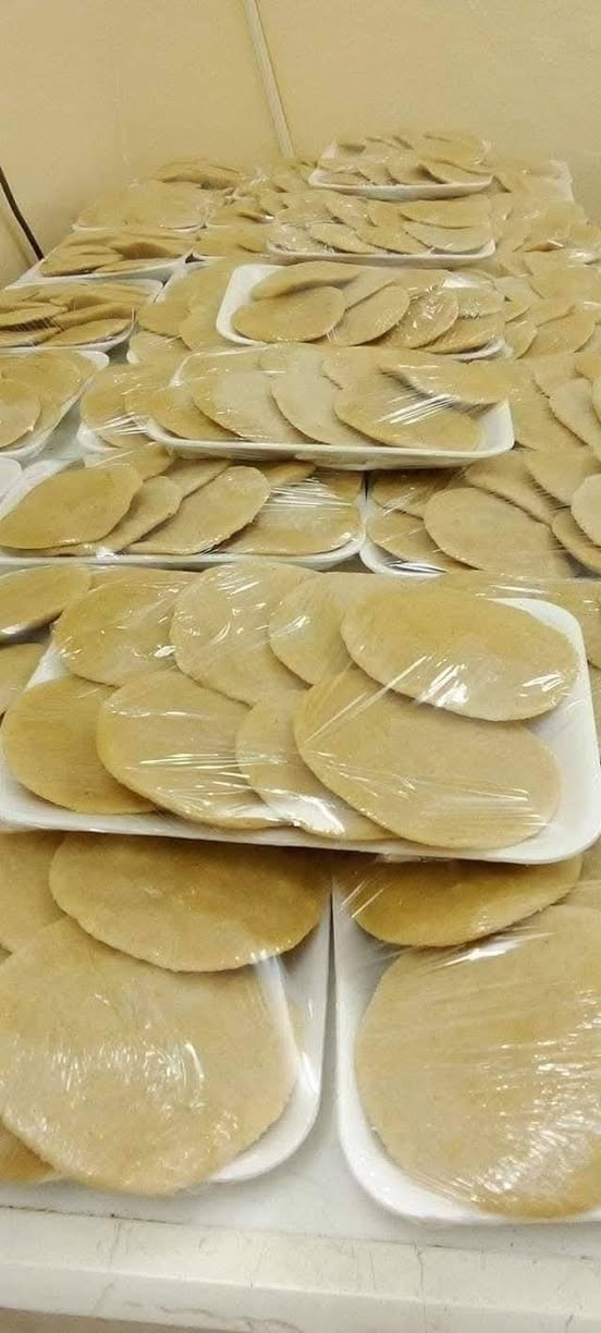 📢 رجعنا لكم بالعرض المميز 🔥
100 قطعة مشكّلة فقط بـ25 ألف
(كبة تمن – كبة برغل – تكلا – سمبوسة – بورك – كباب عروق)

💥 كبة جريش موصلية 25 قطعة بـ15 ألف
💥 كبة برغل تشريب 25 قطعة بـ15 ألف
🍽️ دولمة حامضة + لچعة + تمن عنبر المشخاب
كدر صغير: 10 آلاف – وسط: 15 ألف – كبير: 20 ألف

🥟 فطائر 30 قطعة بـ15 ألف
🍕 بيتزا 20 قطعة بـ15 ألف
🍖 لحم بعجين 20 قطعة بـ15 ألف

🌙 الكليچة دهن حر أو دهن جنة – هشة وخفيفة – الكيلو بـ10 آلاف

🚚 خدمة توصيل داخل كربلاء
📩 الحجز عبر الخاص (ماسنجر)


**إذا كنت صاحب هذا الإعلان وتريد حذفه لأي سبب، رجاءا أرسل رسالة إلى الدعم الفني**