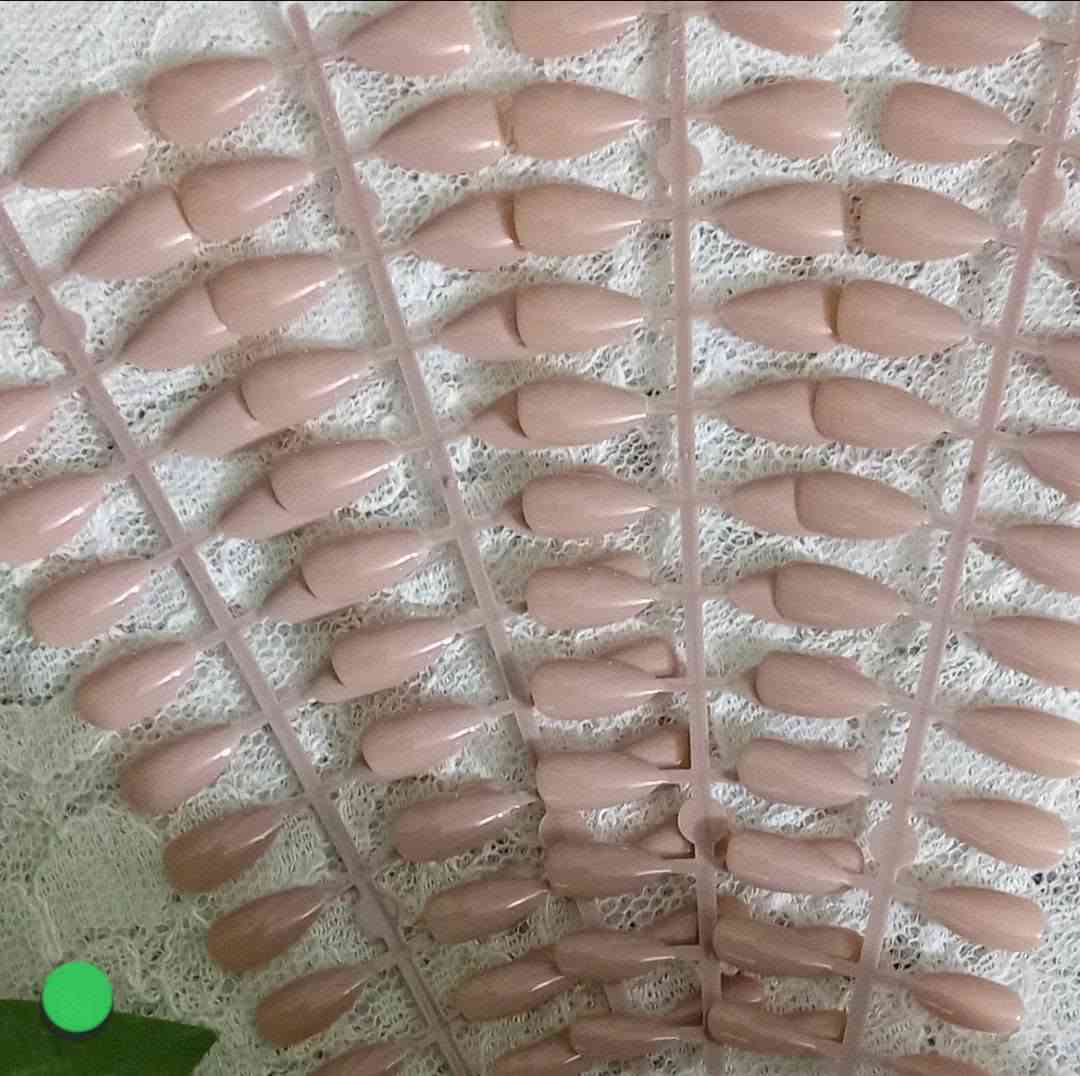 اظافر موديل جديد ومميز 
سعر الشريط 2 
بالحقيقة بعد احلى 
يوجد خدمة توصيل


**إذا كنت صاحب هذا الإعلان وتريد حذفه لأي سبب، رجاءا أرسل رسالة إلى الدعم الفني**