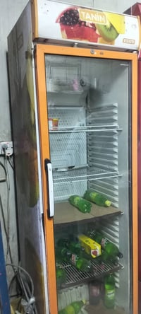 ثلاجات للبيع  مال اسوق  قيم وخذ  بس لاتكسر بل سعر  07717892578