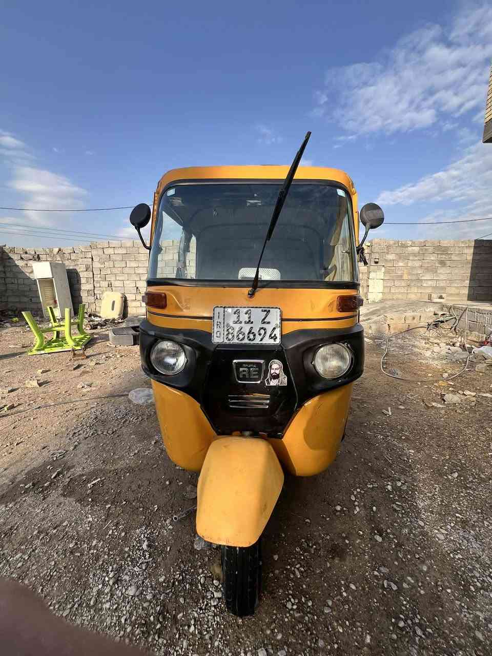 السلام عليكم تكتك البيع موديل 2019 مرقمه جاهزه 
مكينه خير من الله مكاني بغداد  
الاتصال ***********
