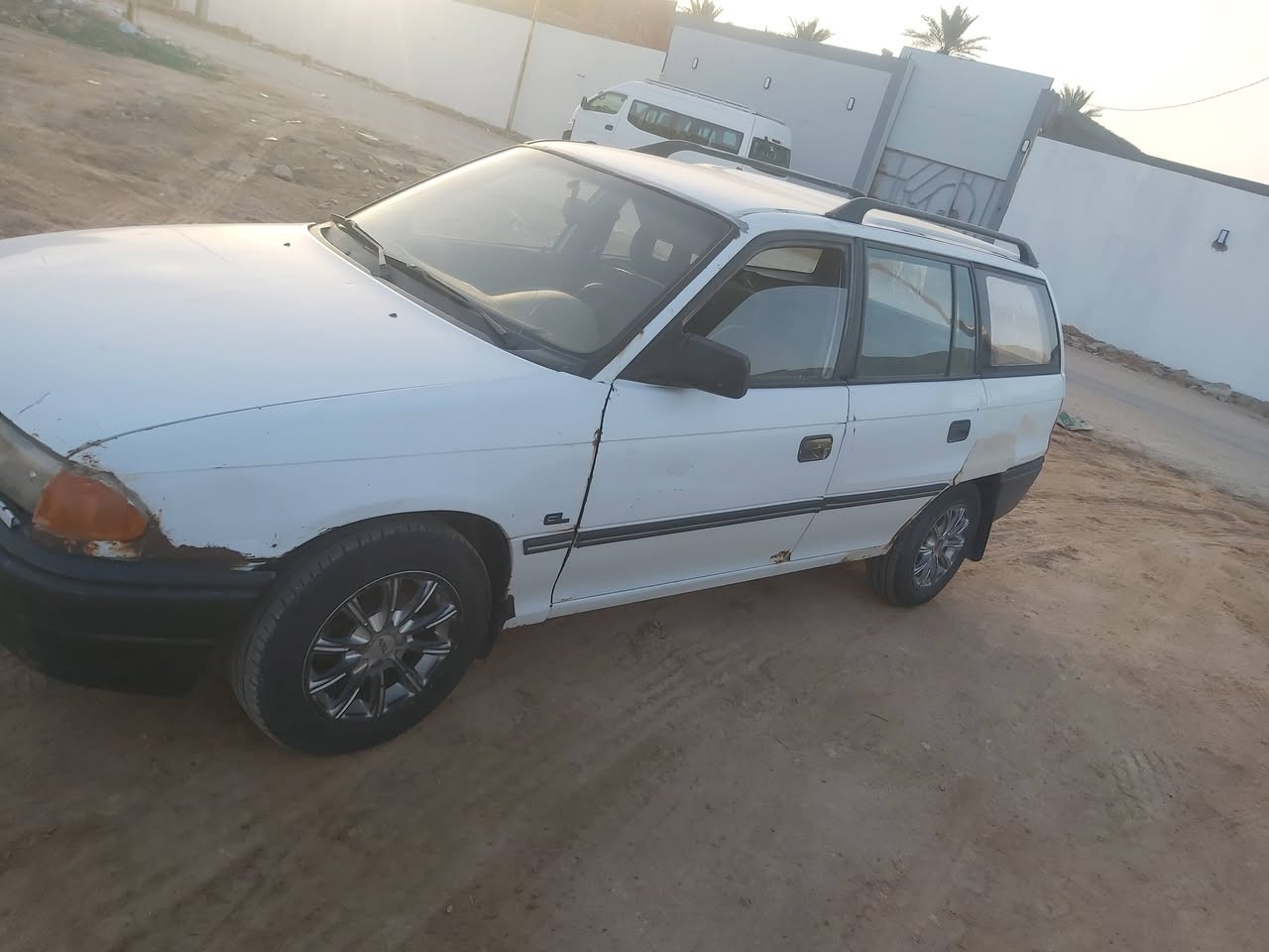 السلام عليكم اوبل استره ستيشن مديل ٩٢ رقم بغداد السعر ٢٨ الاستفسار ***********
