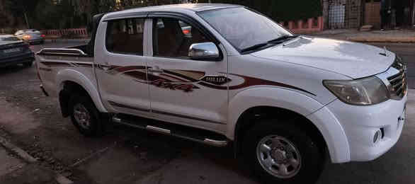 تيوتا مرزي 2012 للبيع
4*4 جيهان 
اللون ثلجي 
بدون صبغ 
رقم جديد 
تواير جديد 
طخمها جديد 
محرك معمر جديد 
رقم دهوك 
شرط تحويل وكاله
السياره جاهزه 
بيها ملاحظات خفيفه
 السعر ١٨٥ ومجال
من يرغب بشراء يتصل على الرقم التالي 
***********
