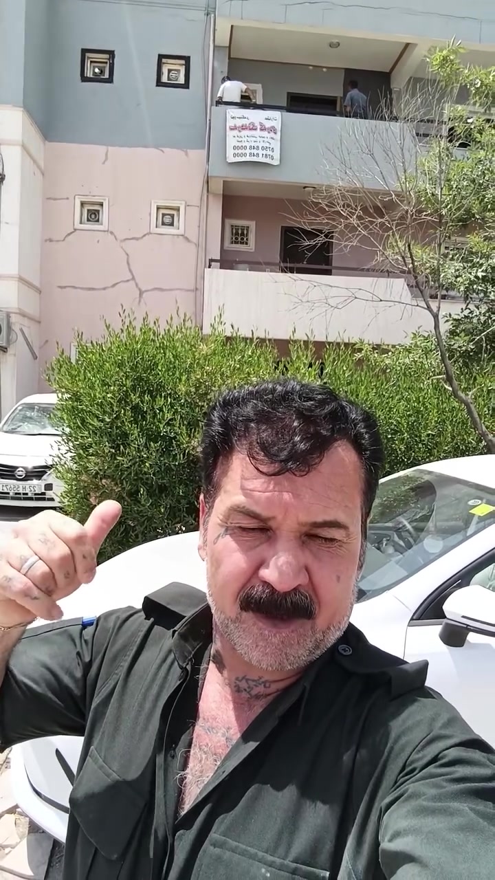 ئە قارات سرهنگ گە ردی  بۆ کرینو فرۆشتنی خانو شوقە زە وی جاکردنی خانو بە باشترین  ستافی  شارە زا 
کاشی 
مە ڕ مە ڕ 
حە لان 
بلاسیک 
بۆیاخ
***********
***********

