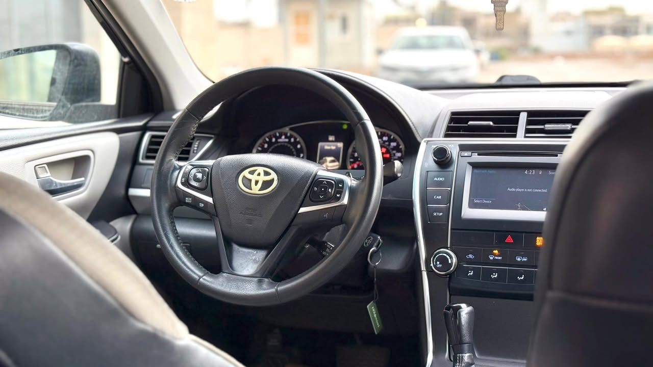 كاميري 2017
امريكي حادث بسيط 

نص مواصفات 

سعر 155
***********
