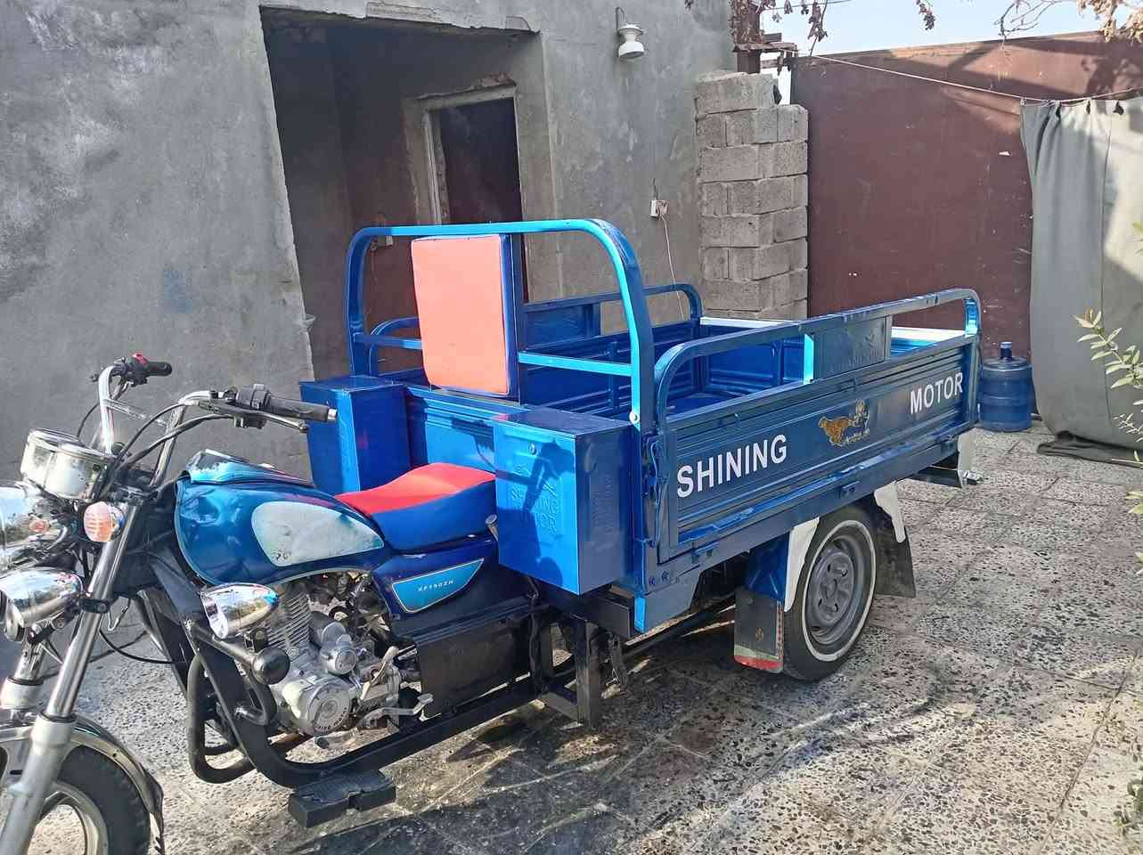 سلام عليكم ستوته البيع مديل 2020 بتره أوراق اصواليه بسمي من الوكيل مكينه ما مفتوحه بيهه شرط الفحص ركبه وشاصي مكفول من الحيم والخياس ابيع مكفول شرط الفحص كهربايت كلهه بجيس نكره سلف تايرت جوبلس كلهن جدد ما صرلهن سبوع من شادهن ابيع مكفول من كلشي فقط مصبوغه حراري اثار جرد وصابغهه جماليه وشوفت عينك نضافتهه والواقع احلا بعد من الصوره جاهزه من كلشي مكاني بلدوانيه شراي ينتصل على رقم ***********
سعر 1450 وبيهه مجال
