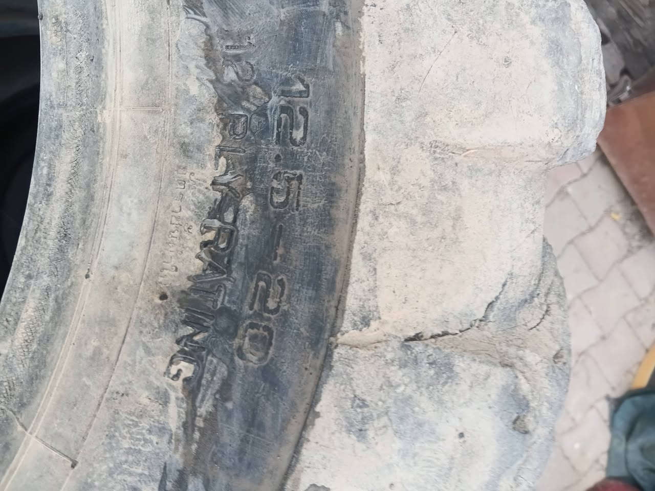 لبيع ***********  بؤ فروشتن ***********

