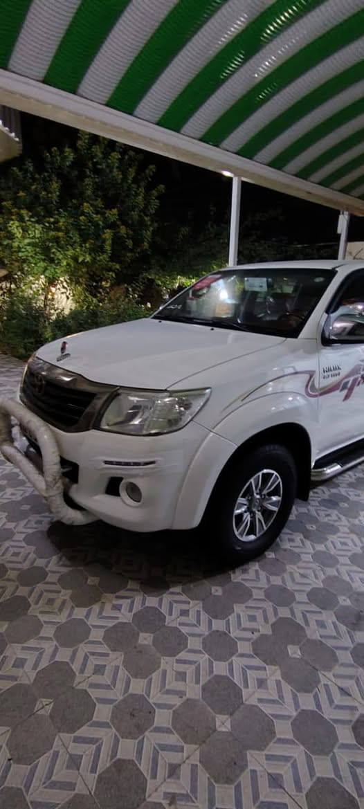 سياره فورويل البيع موديل 2013 سياره رقم ربيل مكفولة كفاله عامه عنوان واسط ناحيه شيخ سعر 220بيه مجال شراي رقم الهاتف ***********
