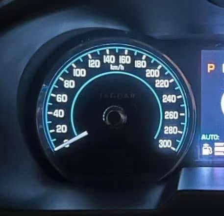 جاكوار ٢٠١٣
‎رقم سليمانية جديدده

‎محرك V6 سوبر جارج وارد خليجي وكالة سردار 

                                بدون حادث فقط قطعة كلير سونار مرفق

‎رادار جانبي / خلفي 

‎حساسات امامي / خلفي

‎گير ماوس 

‎بانوراما 
كشنات جلد + كنتارا لون مشمشي

‎سماعات من شركة meridian 

‎تخم تاير جديد

‎دهن جديد و سيرفس كامل 

العنوان بغداد بسماية***********

السعر 90 ورقة بلاش

وبيها مجال بسيط 

‎
