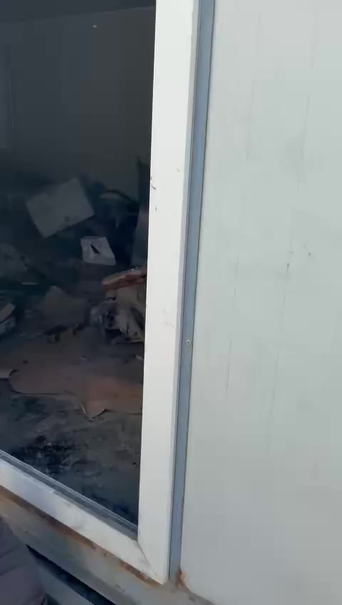 كرفانات للبيع 12متر * 3 غرف 2+حمام والثاني 6متر مكتب ومنام
للأتصال ***********
