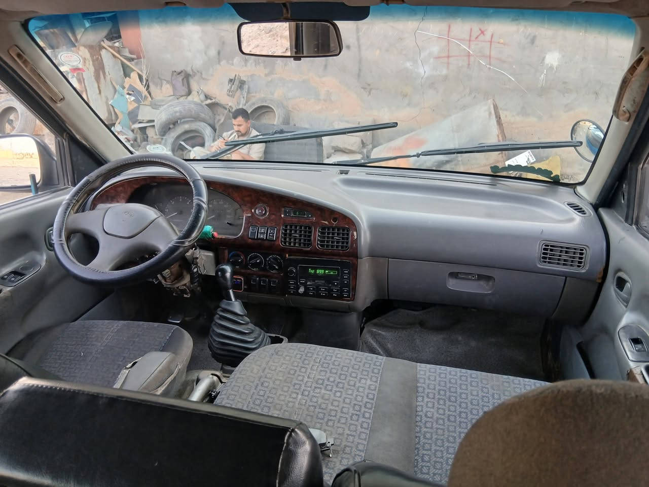 بريجو رقم نكليزي جاهزه مكينه وكير وحداديه تخم تاير مصفره 29جاهزه مصفره هيه وغرامات مراوس بستاركس 2007/2006/2005/2004/2003
 مراوس وطي فرق ***********مكان ناصريه فضليه

