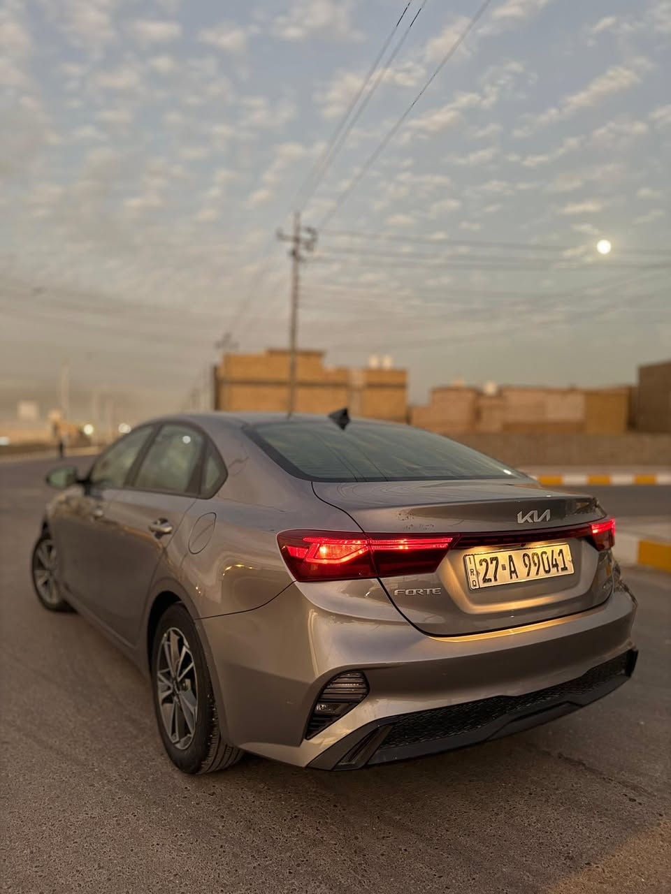 سلام عليكم فورتي موديل 24مكفوله داخله تقرير تعمل وتسير رقم ذي قار معوقين نص فول مكينه الفين دوش سياره عله وضع لشركه ماشيه 17الف 
مكاني ناصريه مركز 
سعر 160وبيه مجال 
***********
