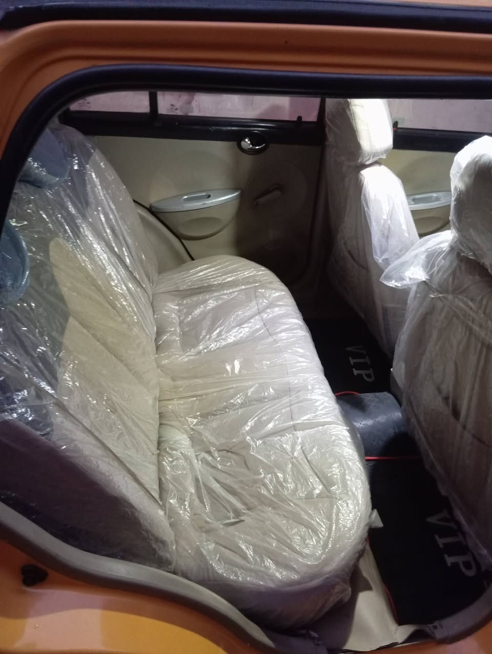 ليفان للبيع موديل 2011مكينه وكير كورولا توماتيك موصل الايمن سعر 35وبيها مجال هيا وغرامات صفر شري اتصل 077172477#***********
