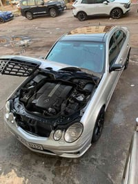 E500 V8 • W211 • فتحة بانوراما