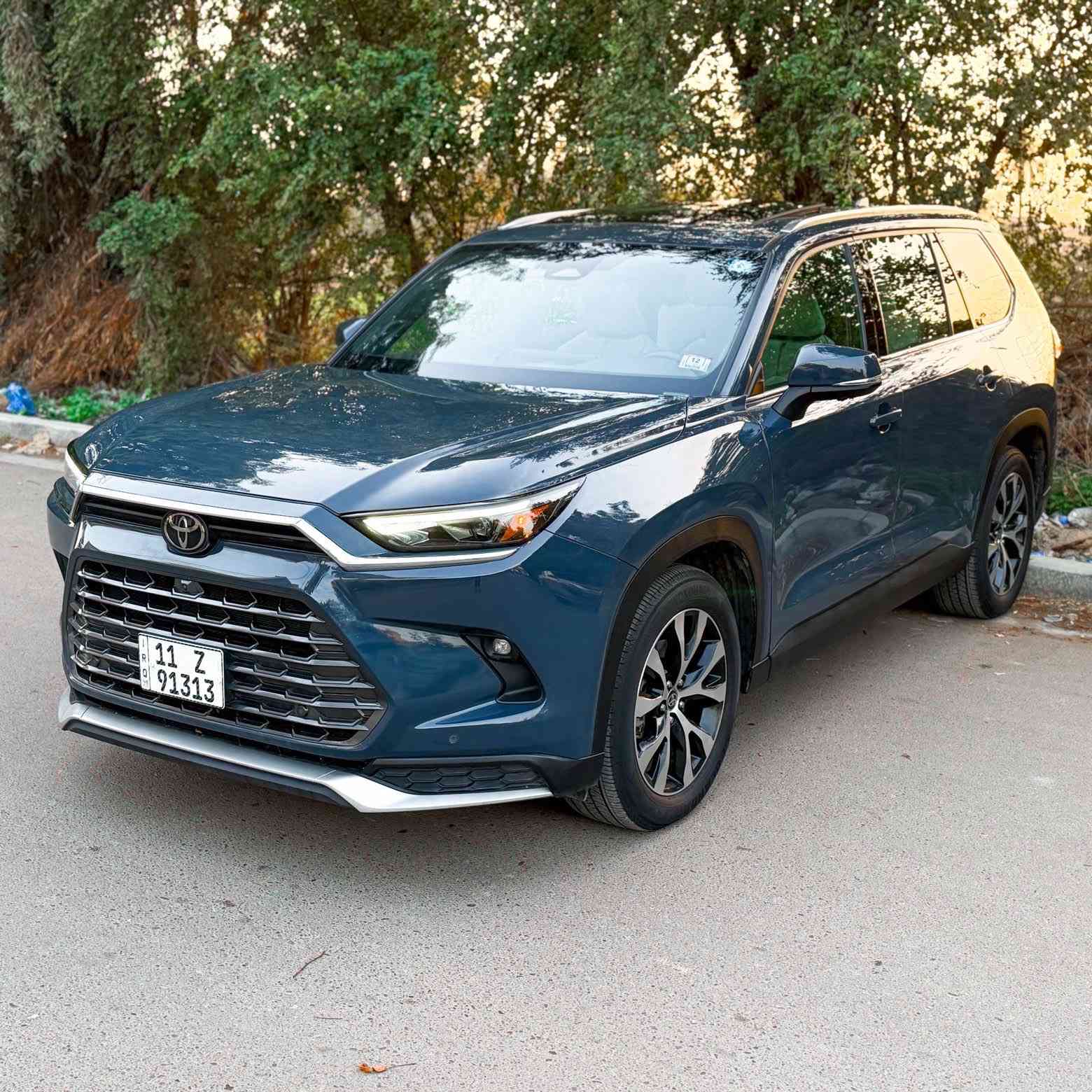 للبيع تويوتا كراند هايلاندر 2024
 السيارة اعلى مواصفات لمتد هايبرد
المواصفات 
بانوراما 
4 مقاعد تدفئة و تبريد
دجتل (عدادات الكترونية)
3 شاشات 
مقاعد جلد و كهرباء
رادارات (امامي+خلفي+جانبي)
قيادة ذاتية 
سستم صوت jpl
لايتات led متحرك
تدفئة ستيرن 
صندوق كهربائي
بردات بل ابواب 
مقاعد منفصل vip
حادث السيارة فقط كسر بالدعامية الامامية و مصلح علكدهة و مصبوغ الباقي مكفول
السيارة ماشية 7 الف 

السعر 60 مليون دينار عراقي 

للاستفسار  ***********
