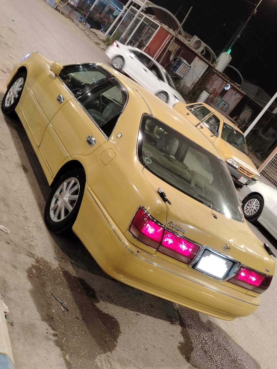 ملكه رقم بغداد صدامي فقط وكاله من مالكه قماره فقط والباقي كفاله شاصي 71 تبريد شغال تحويرت نجف تكمتين
السعر 65 للاتصال *********** مكلف بالنشر اخوان
