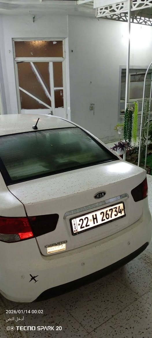 سلام عليكم. كيا سيراتو 2010. كير اوتو وعادي. رقم اربيل دولي.. دفتر بنزين بي.. باسمنه شرط تحويل وكالة.. السيارة بيها ثلاث قطع صبغ.. جاملغ خلف السائق وبابين وسقف بي بارد بدون صبغ.. بجم والحوض كبس. كير ومحرك شرط تبريد فقط غاز وغير الغاز على مسؤوليتي. للبيع فقط سعره 73$مكاني كركوك *********** كركوك, العراق
