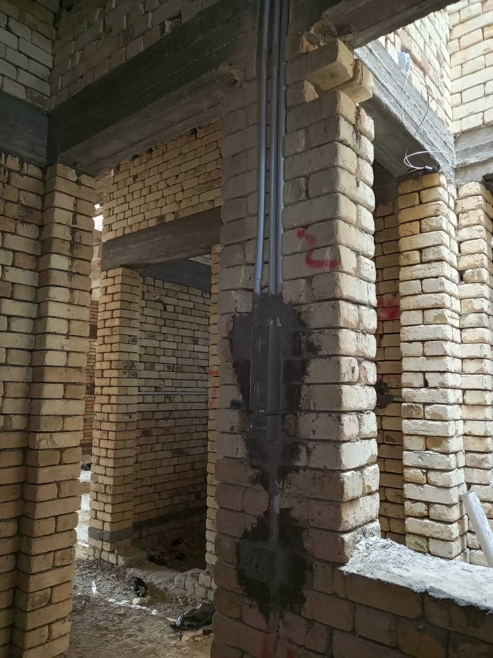 حليم_عبد_علي للتأسيسات الكهربائية ⚡
✨ خبرة – دقة – أمان - سرعه في الأنجاز 

📍 #تأسيس_وتشطيب_كافة_الأعمال_الكهربائية

🏡 منازل - محلات – مزارع – مشاريع

تم بحمد الله حفر وتثبيت بايبات وتسليك دار طابق ارضي مساحه ٢٠٠ م في منطقه الياسمين 

✅ تمديدات داخلية وخارجية

✅ صيانة أعطال

✅ إنارة حديثة – سبوت لايت – مخفية

✅ كاميرات مراقبة و إنذار

📞 للتواصل :‏‪***********‬‏

📍 متواجدون لخدمتكم في كافة المناطق

📣 عملنا باحتراف وضمان وجودة عالية
