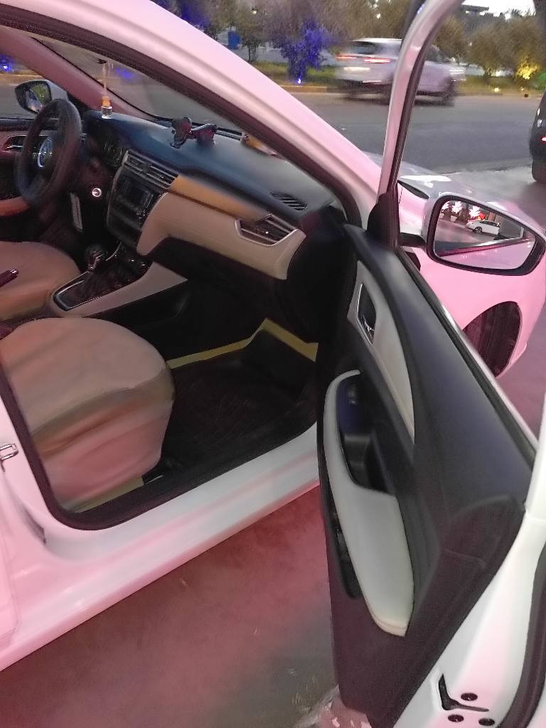 Mg5
موديل ٢٤
ماشيه ٤٠ كم
اوتوماتيك
صدر جديد تايرات جدد أشاير بالمري لون ابيض بدون ضرر عازل حراري للجام 
السعر ١٠٥ 
***********
واتساب *********** 
مكاني بغداد  المنصور بغداد, العراق

