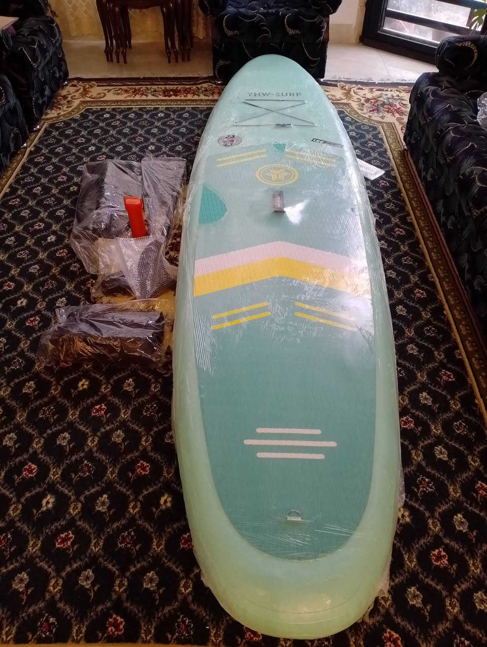 السلام عليكم
لوح تجديف طول 320 عرض 80 مع كامل ملحقاته السعر 100 
خاص او واتس ***********
