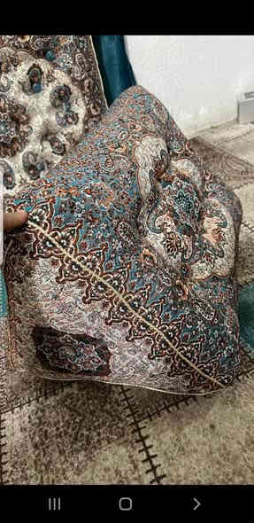 السلام عليكم
ديوانيه بدون دواشك نوع ثقيل جداً 
جديده مامستخدمه ابد بالجيس 
اشتريتها من معرض كربلاء الدولي شكلها بالحقيقه احلى
عددهم١٩ قطعه
القطعه ب10الف
وبيها مجال للطيبين
للتواصل 
***********
