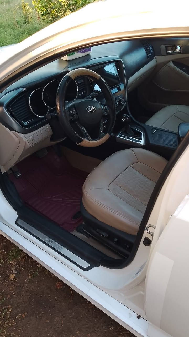 السلام عليكم اوبتما ١٣ خليجي فول مواصفات مكينه ٢٤٠٠ شاشه تاب تشغيل بصمه شفتات ستيرن جهتين اضائه عند الاقتراب خزن ميموري مري شفط حساسات عند الاقتراب قماره بنوراما نضام تقليل وقود السياره بيها قطعه وحده السعر ١٣٥ صبغ جاملغ العنوان الرمادي  ***********
