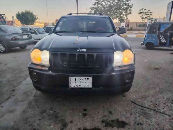 سلام عليكم جيب لاريدو٢٠٠٥ بيه ٤ قطع صبغ محرك ٦ سلندر ٣٧٠٠ الكير المحرك مكفولت مكانيي الرمادي رقم *********** السعر75٠$مراوس حسب قناعه
