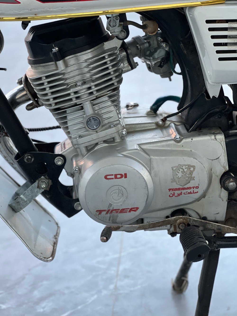 العنوان الموصل جانب الأيمن الفاروق 