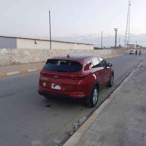 السلام عليكم كيا سبورتاج وارد امريكي موديل 2018 رقم بغداد الحادث كما موضح في الصور توجد فيها منظومة غاز ايطالي زافولي 60 لتر  السعر 155 بغداد الدورة هاتف ***********
