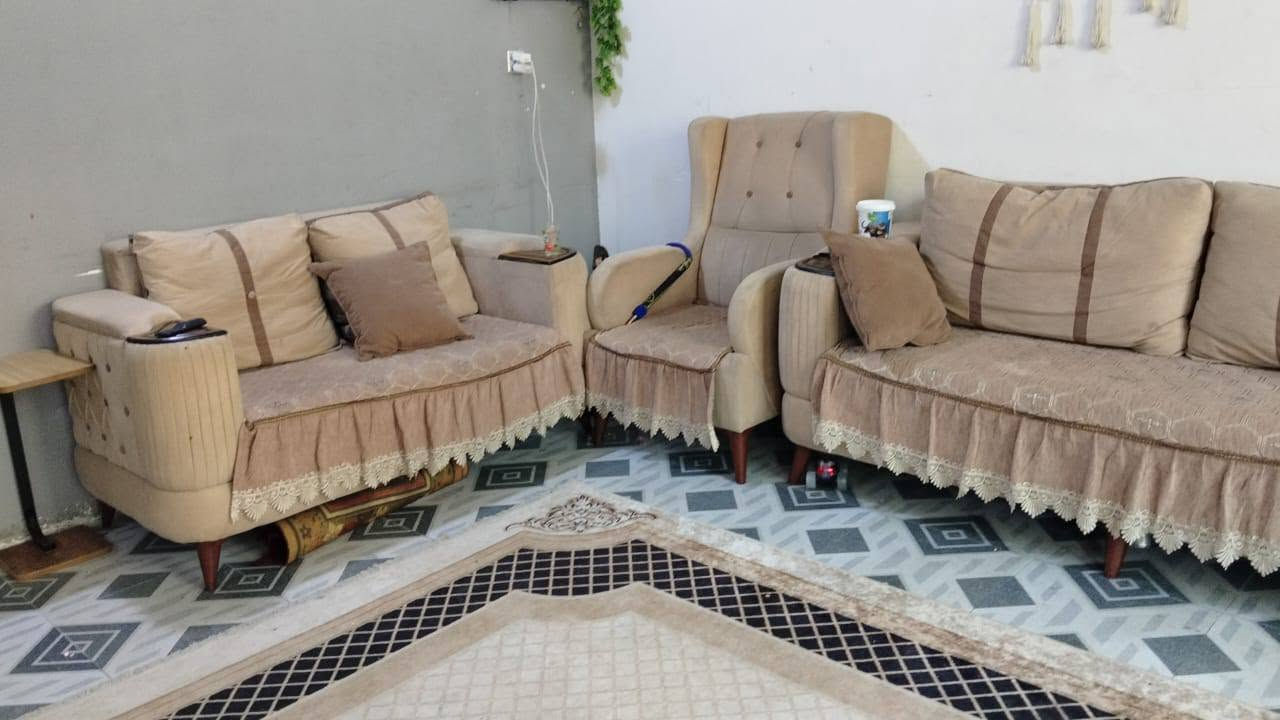تخم  7مقاعد  و4قطع نضيف والسعر 250


**إذا كنت صاحب هذا الإعلان وتريد حذفه لأي سبب، رجاءا أرسل رسالة إلى الدعم الفني**