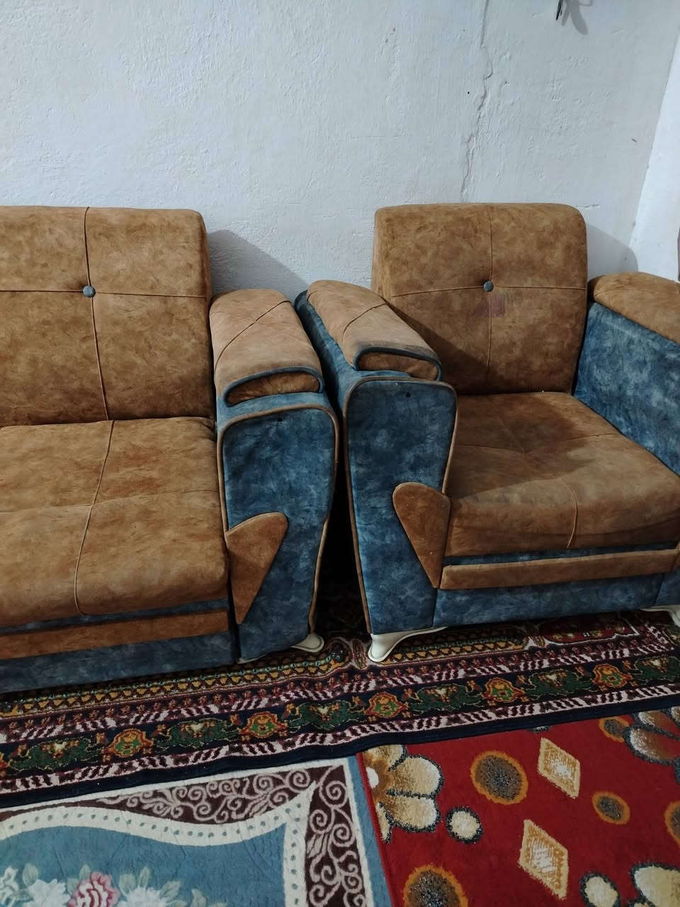 تخم للبيع خمس قطع ب ١٣٠ الف يحتاجلة تصليحات


**إذا كنت صاحب هذا الإعلان وتريد حذفه لأي سبب، رجاءا أرسل رسالة إلى الدعم الفني**