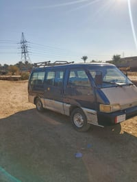 ‏كيا بسة للبيع موديل 95 بدون رايي السعر 23 وبي مجال قليل عادي مراوس أي...