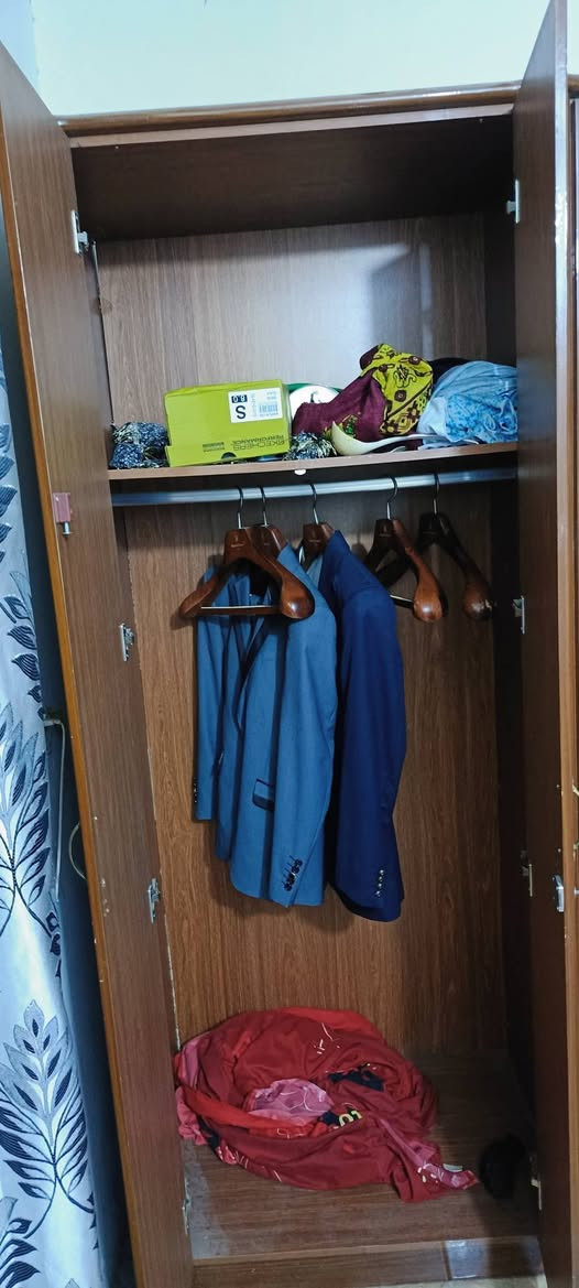 اسلام عليكم
كنتور ماليزي نضيف ضرر بي بس المجر ويصلح ثلاث خانات يعني 6بيبان سعره مناسب 50 الف


**إذا كنت صاحب هذا الإعلان وتريد حذفه لأي سبب، رجاءا أرسل رسالة إلى الدعم الفني**