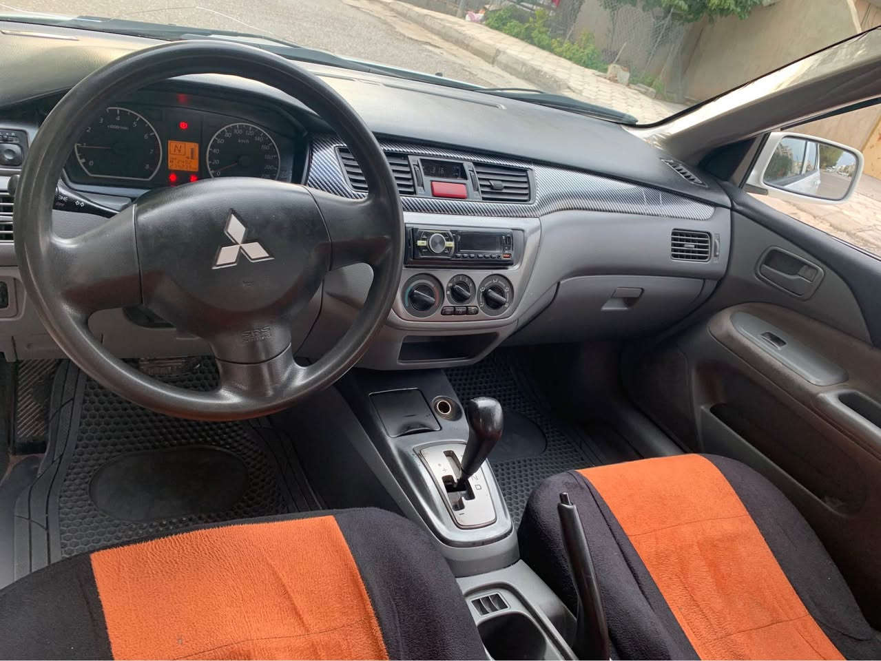 لانسه ر مودیل 2011ده بل گیر مه کینه گه روه بی لیدراو مه کینه و گیر به شه رت سه نه وی اسلی به شه رتی حاسیبه و اوه لیات و مه ده نی و بی کیشه
سعر62 مه جال
ژم.*********** كالار, السليمانية
