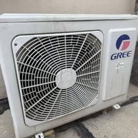 سبلت1 طن انفيرتر وجبة اولى اصلي وكالة يسحب 3.5 امبير بحالة جيدة مامصلح...