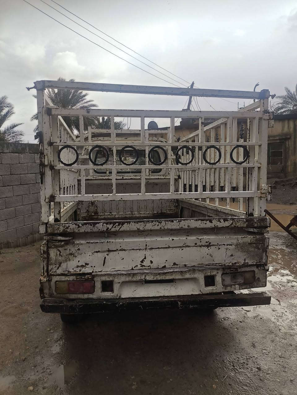 عموشة للبيع محرك مجفت جديد  وگير زين
رايدها ب 14 وبيها مجال ***********
