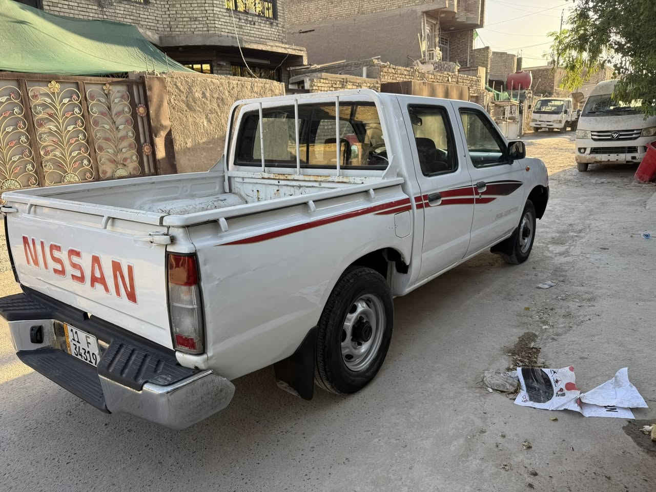 بيكم نيسان. 2007.  رقم بغداد. سنوية جديدة.   بيهة بكانات صبق.    السيارة جاهزة.   بسمي تحويل ثاني يوم.    ***********.    سعر 90. ورقة.    بغداد.
