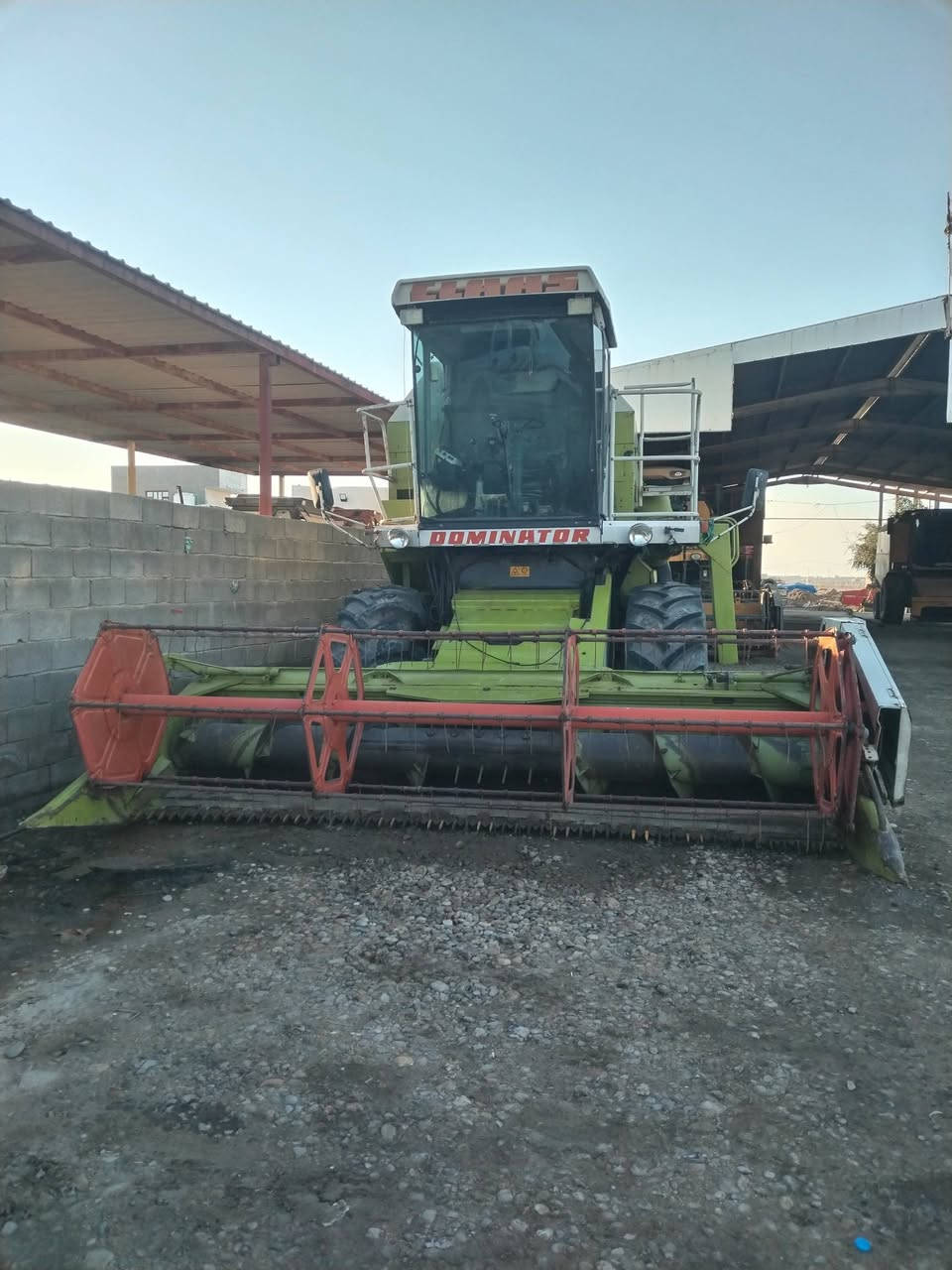 للبيع حاصده كلاص موديل ٩٩ اصل ***********     ***********
