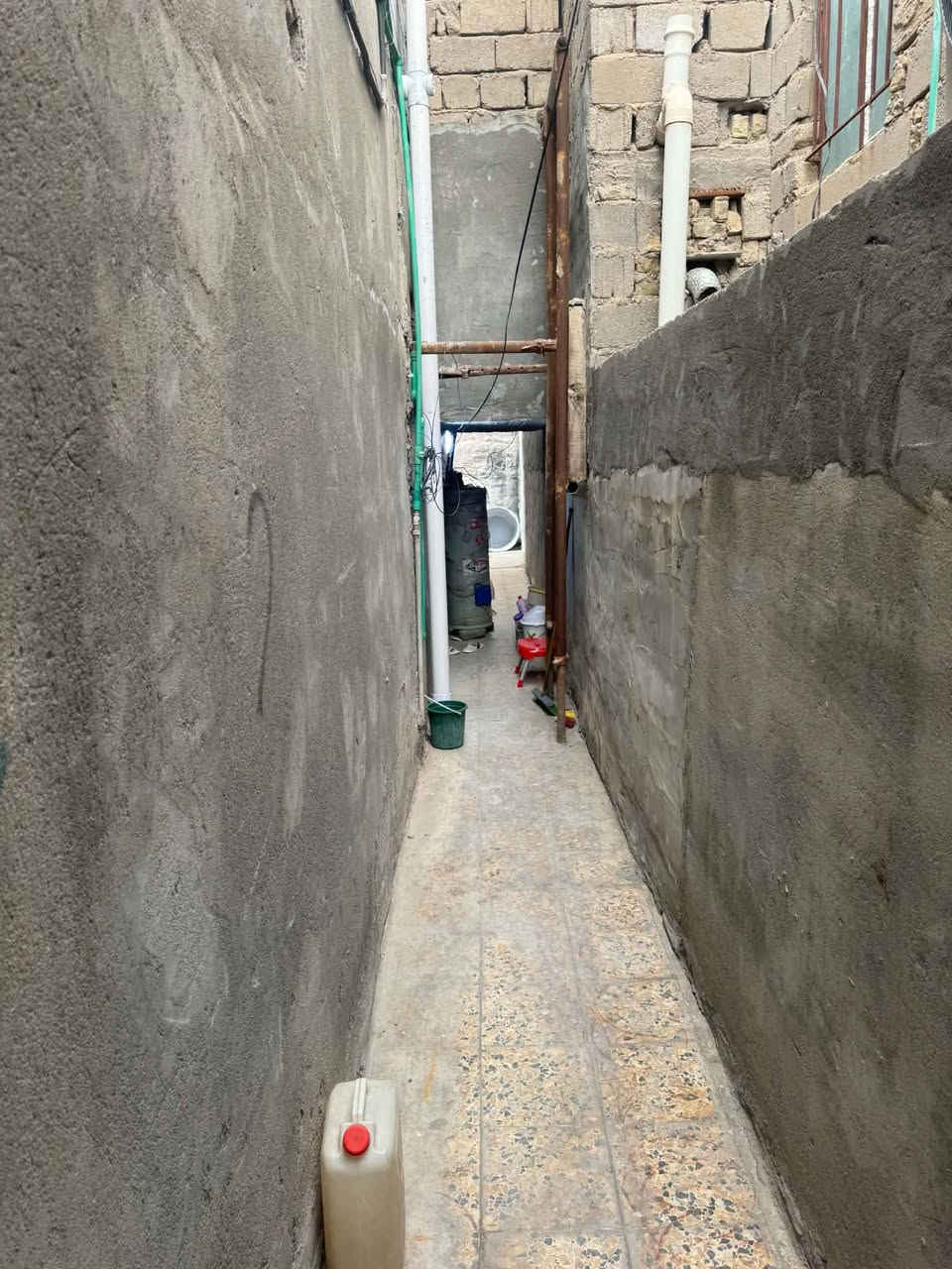 بيت رقم بلدية بي معاملة كاملة بيت مساحة250م القبلةحي الجامعةبيت بي 6غرف وحديقة وكراج شارع 5م مقنص السعر140


**إذا كنت صاحب هذا الإعلان وتريد حذفه لأي سبب، رجاءا أرسل رسالة إلى الدعم الفني**
