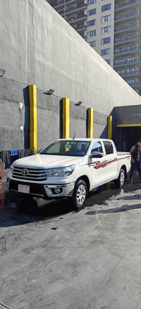 2025تویوتا هایلوکس سفر کیلومتر للبیع 07721059205