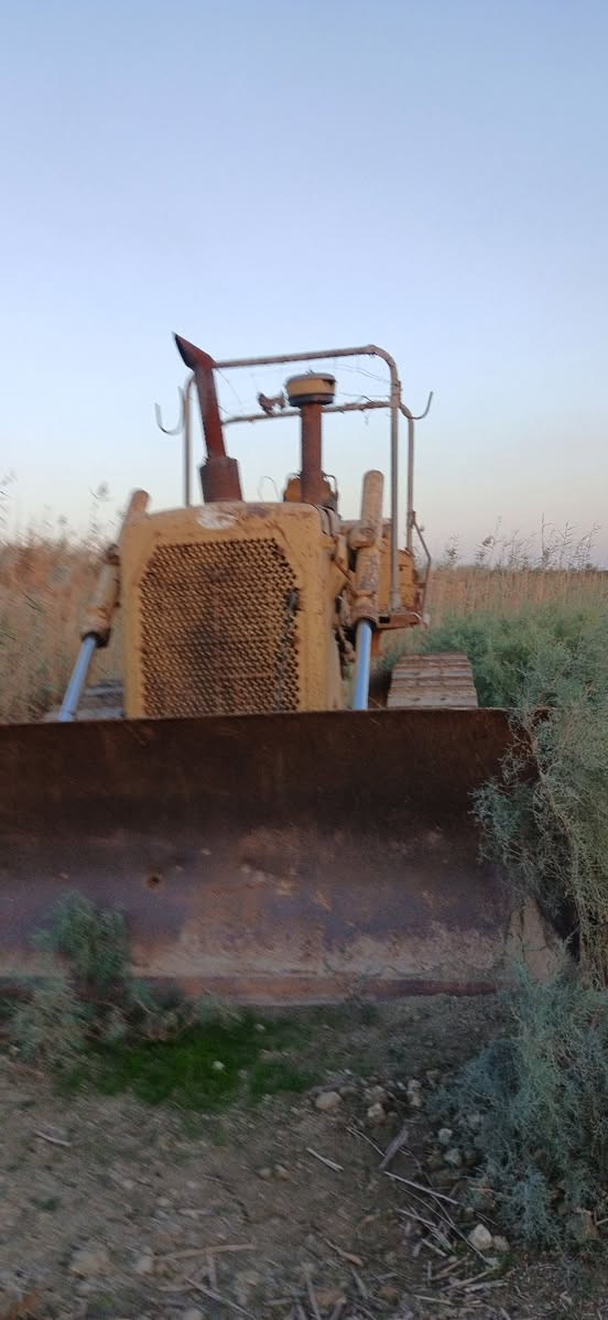 السلام عليكم  بندوزر كتر بلر 6سلندر بخاخ محرك ابو لبليته بيه فقط محرك تعبان ابيعك كايم وجبنه ممال ضب الزنجيل كايمه فقط عدا ذني ماكو كير اوتو دوران مكينه خير من الله سجين حجريه بندوزر دفع ماشالله يربي كايمه وهيج تدفع زناجيل قبقاب سرفه رولات جدد ما دايسات كاع مكينه خير من الله سعره 80ورقه وبيه مجال  للشراي للستفسار خاص....


**إذا كنت صاحب هذا الإعلان وتريد حذفه لأي سبب، رجاءا أرسل رسالة إلى الدعم الفني**