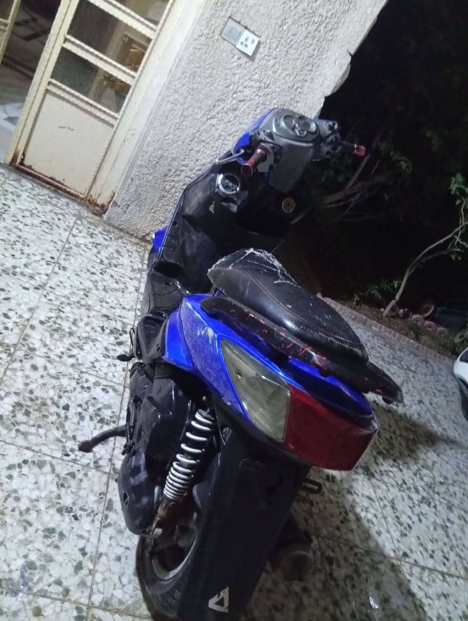 السلام عليكم سكنس فحل للبيع دراجه خيرر من الله تشغيل صباحي نكره سلف ما بيهة نقوصات دراجه كدامكم كفاله سرقه السعر 475 بيهة مجال بسيط الرقم *********** تواجد خاص هم
