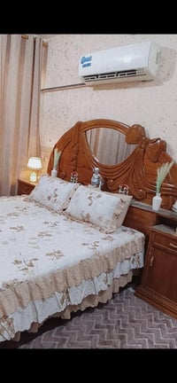 غرفة للبيع • بها مجال