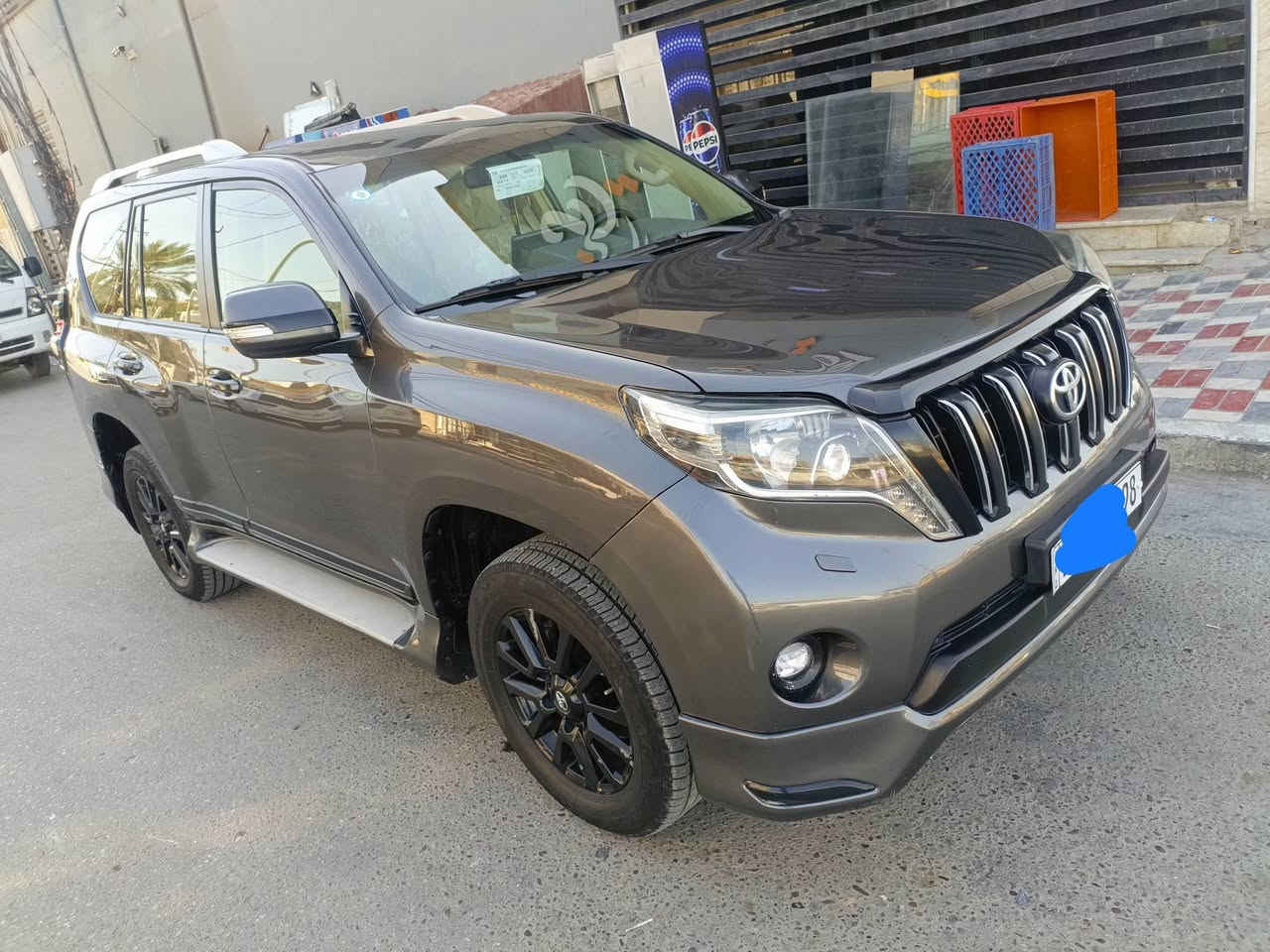 لبيع أو المراوس بأقل أو نفس السعر او سيارتين اصغار برادو موديل 16 فول مواصفات فتحه  بصمه كشنات كهرباء شاشه كبيره كامره دواره لإدار تشغيل عن بعد مكينه 6 سلندر 7 راكب لايت زنون اصلي عالي ناصي رقم بغداد دولي مكفوله ما عده الدعاميات مال شخوط سعره 340 لستفسار  ***********
