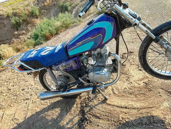 سلام عليكم دراجه ارشه موديل 2016 دراجه بلاديه ومحرك خير من الله السعر 550وبيه مجال مكان ميسان قضاء كميت ***********اتصل وتدلل
