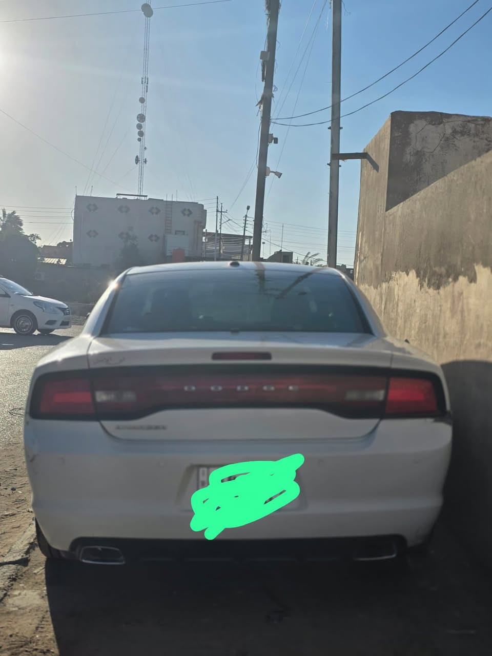 السلام عليكم جارجر مديل 2011 كنديه  كير مكينه مكفولات بصره السياره
حداديه جديده تخم تاير 
مكفوله ما عدا شبر بلجاملغ الامامي صبغ 
155وبيها مجال
رقم راعي السياره  ***********
