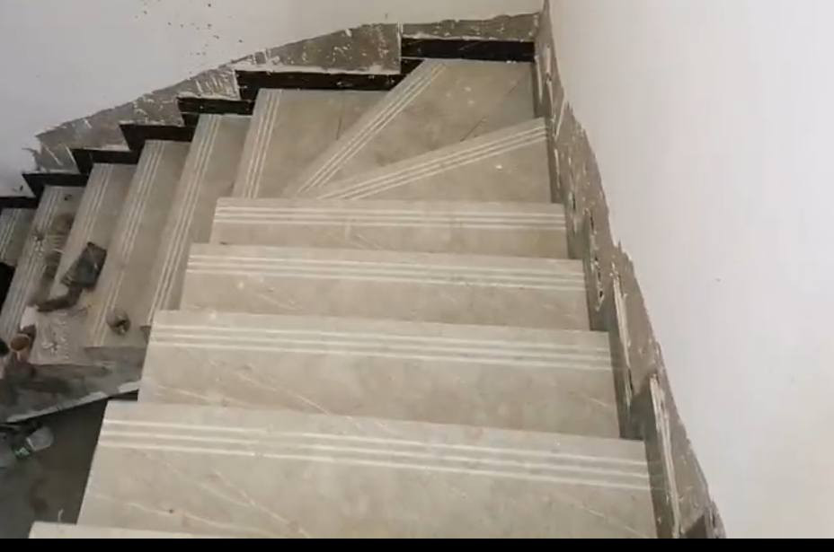 خلفه سيراميك متفرغ حاليا ***********
