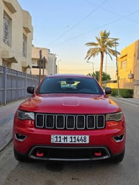 جيب تريل هوك 18 لون ورقم مميز قليل جيب بهذا اللون نضيفة كلش ومعروفة مو...
