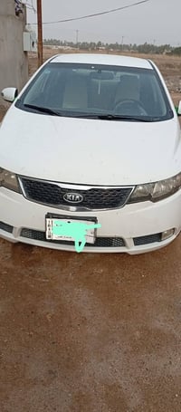 السلام عليكَم كيا سيراتو خليجي 2011 سياره خير من الله  مكينه كير تبريد...